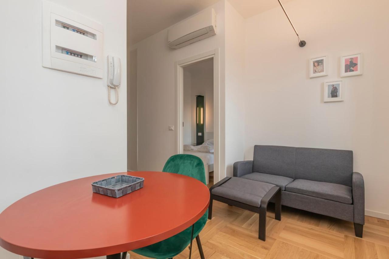 Luxury Apartment Savona 65 Milano Exterior foto